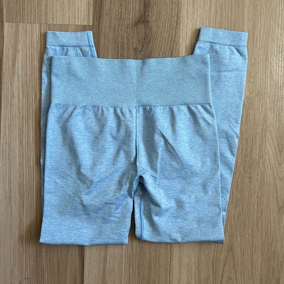 gymshark powder blue leggings - Picture 2 of 3